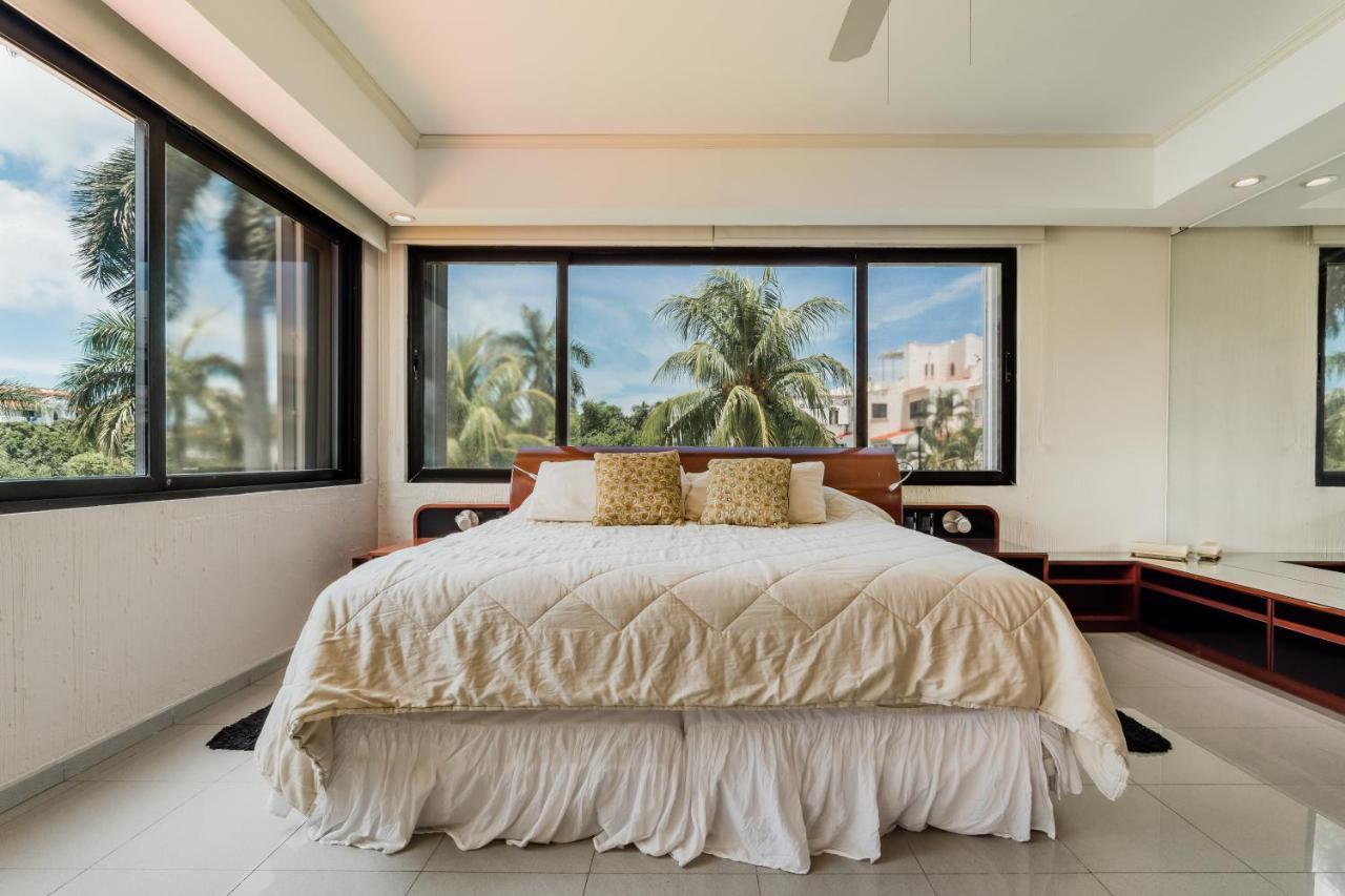 Elegant Lagoon Front Villa By Casa Paraiso แคนคูน ภายนอก รูปภาพ