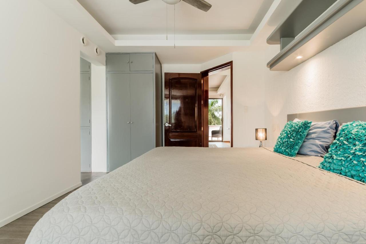 Elegant Lagoon Front Villa By Casa Paraiso แคนคูน ภายนอก รูปภาพ