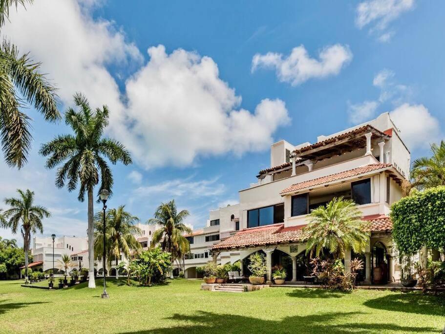 Elegant Lagoon Front Villa By Casa Paraiso แคนคูน ภายนอก รูปภาพ